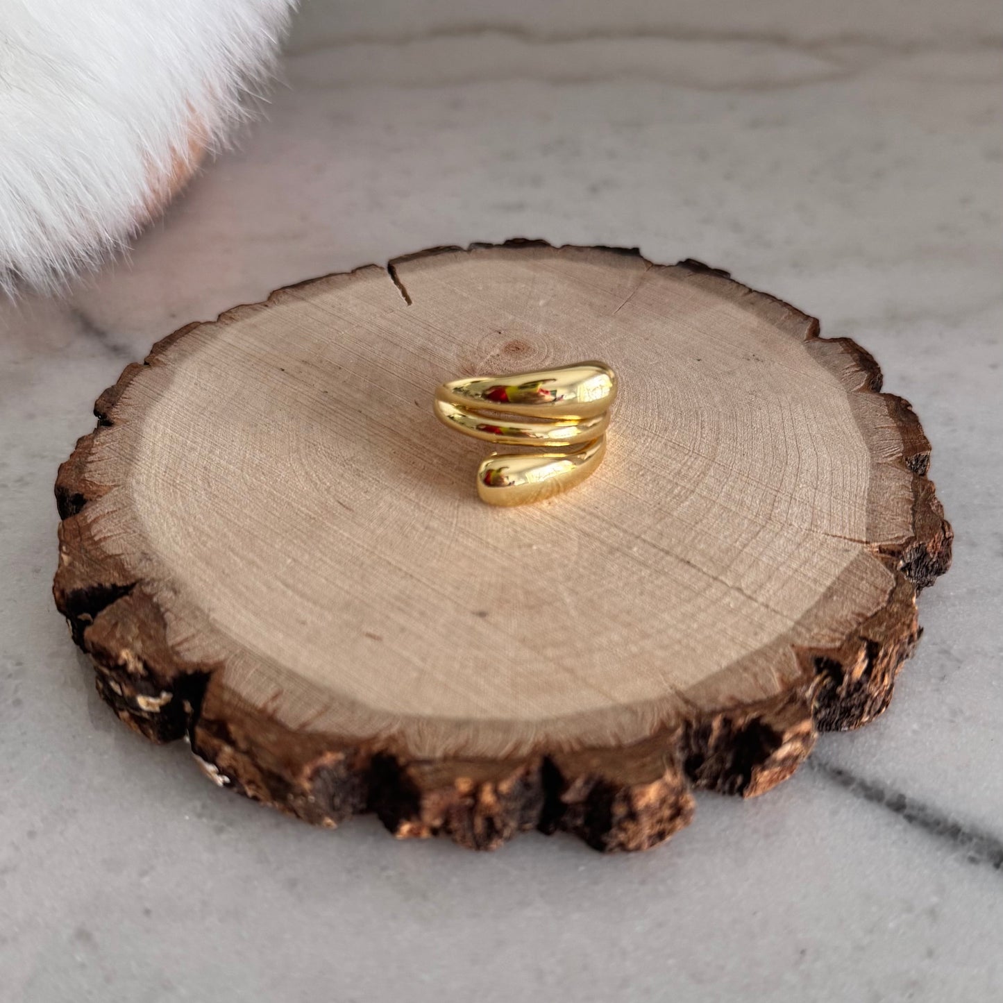 Maxi Gold Ring | Bold and Elegant Style