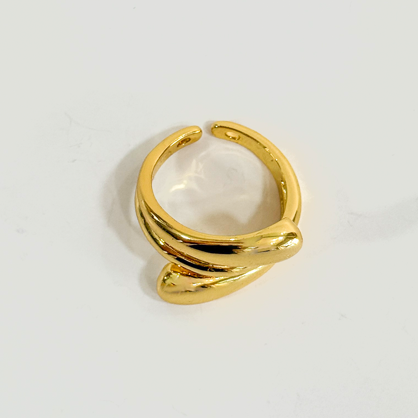 Maxi Gold Ring | Bold and Elegant Style